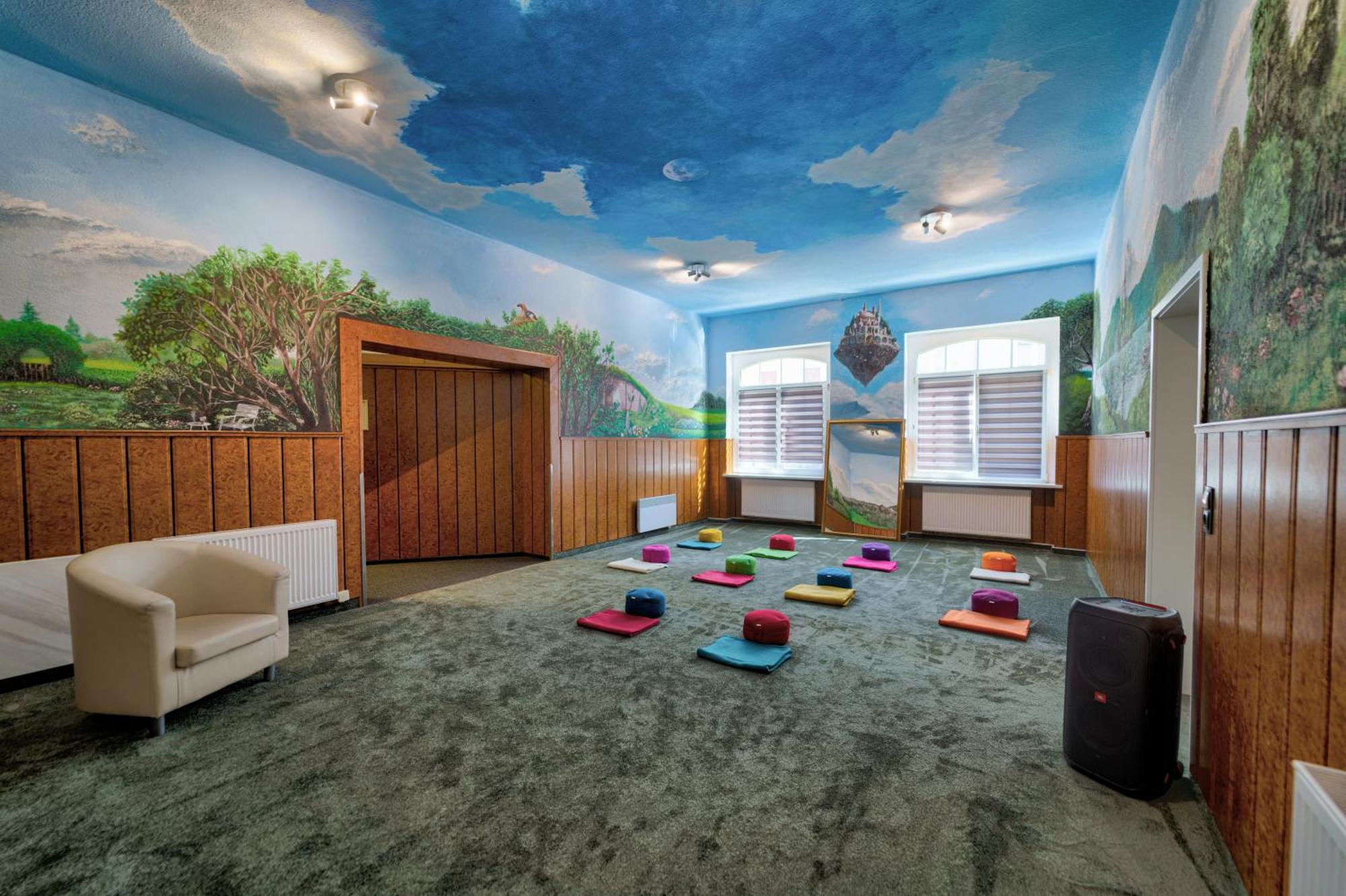 Hotel Tanne Saalfeld Saale Екстериор снимка