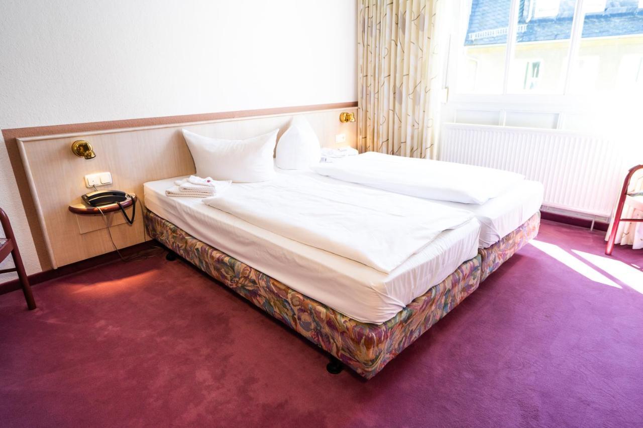 Hotel Tanne Saalfeld Saale Екстериор снимка